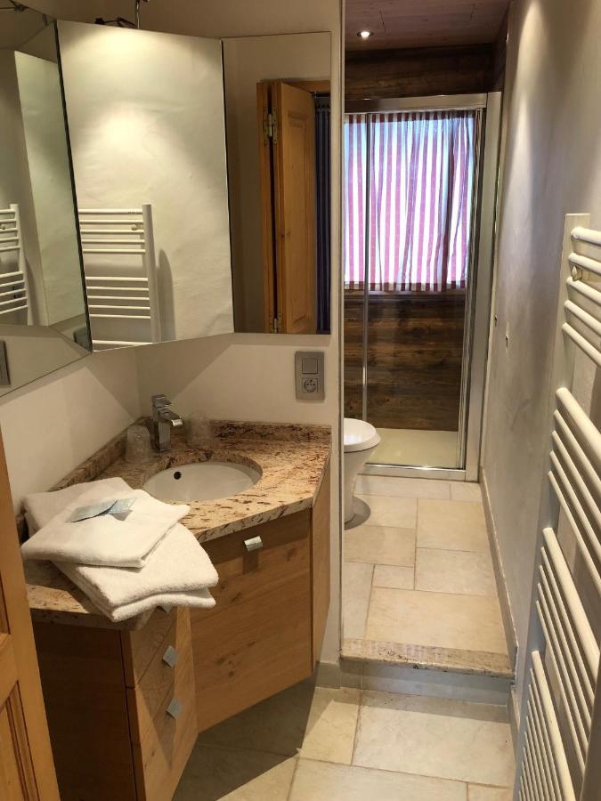 מגב Chalets De Julie מראה חיצוני תמונה