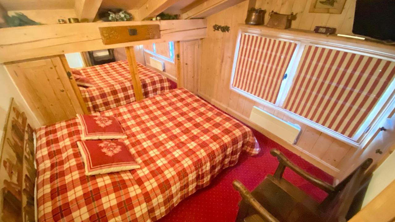 מגב Chalets De Julie מראה חיצוני תמונה