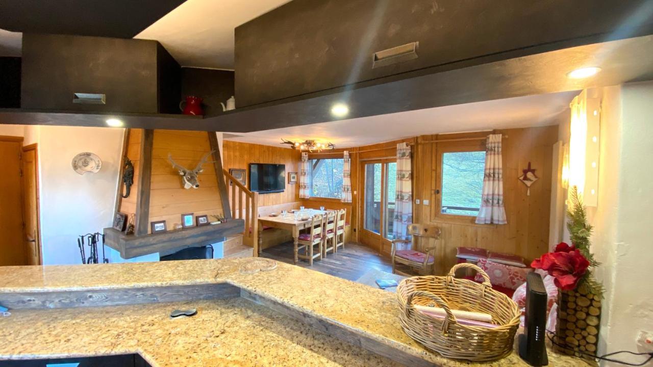 מגב Chalets De Julie מראה חיצוני תמונה